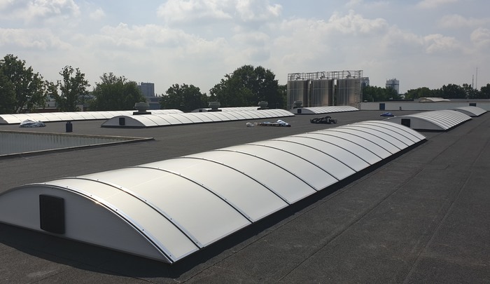 60 lichtstraten vervangen in Zwolle met ventilatoren 